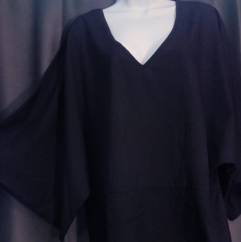(New) Kimono Sleeve Deep V-Neck Top